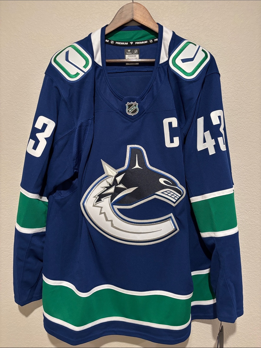 Fanatics Premium Vancouver Canucks Jersey. #43 Quinn Hughes. Size 60 (XXXL)